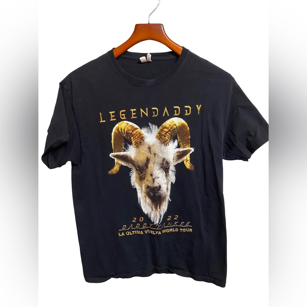 Daddy Yankee Legendaddy 2022 World Tour T-Shirt Size Medium